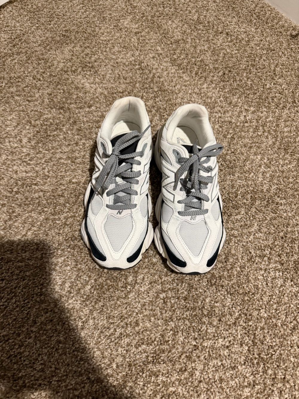 Women’s black and white New balance 9060